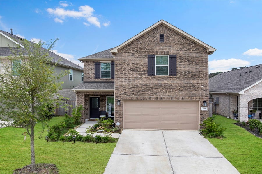 Property photo for 21939 Esparto Hills Trail, Tomball, TX