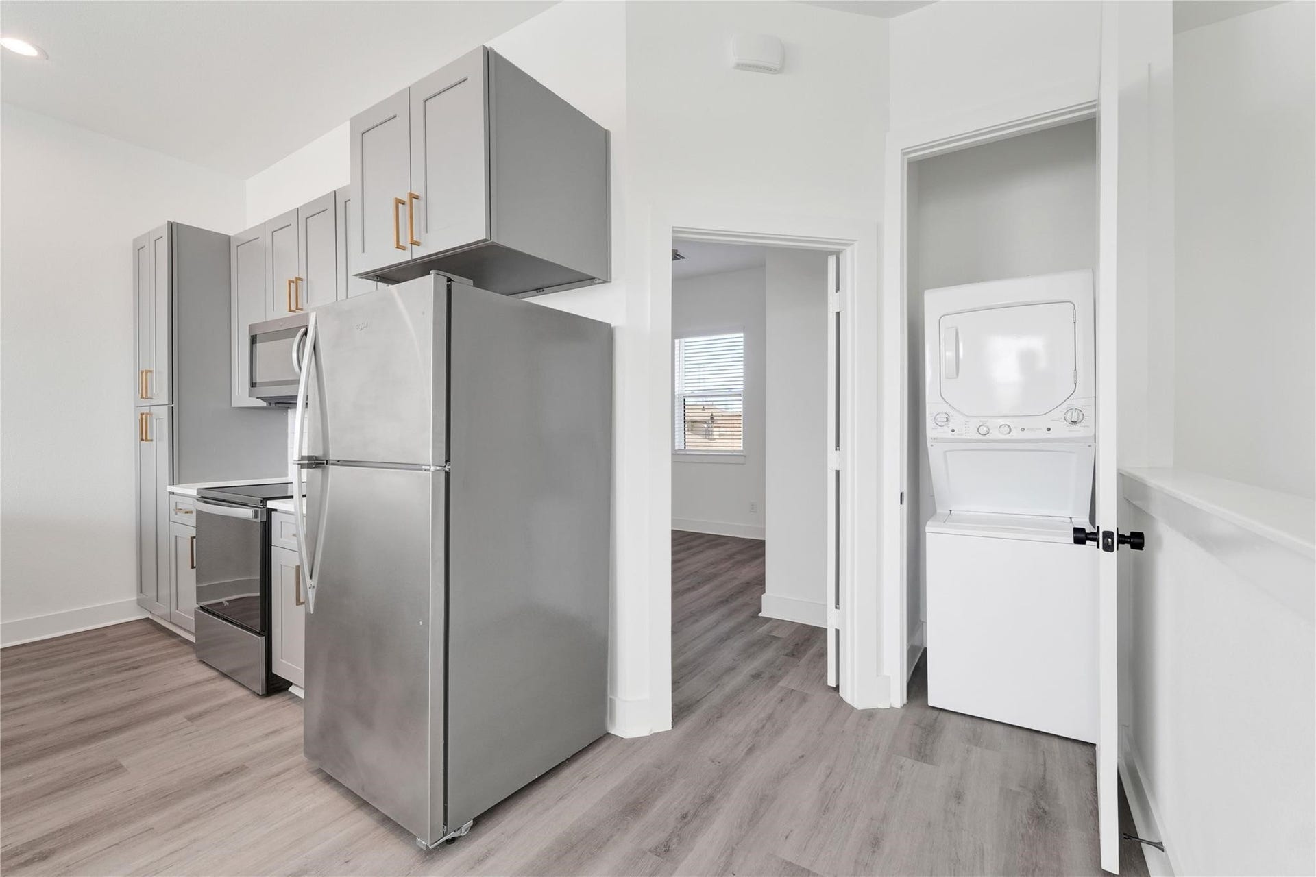 413 Alvia Run Lane, #AB, Houston, TX 77018 413 Alvia Run Lane, #AB, Houston, TX 77018