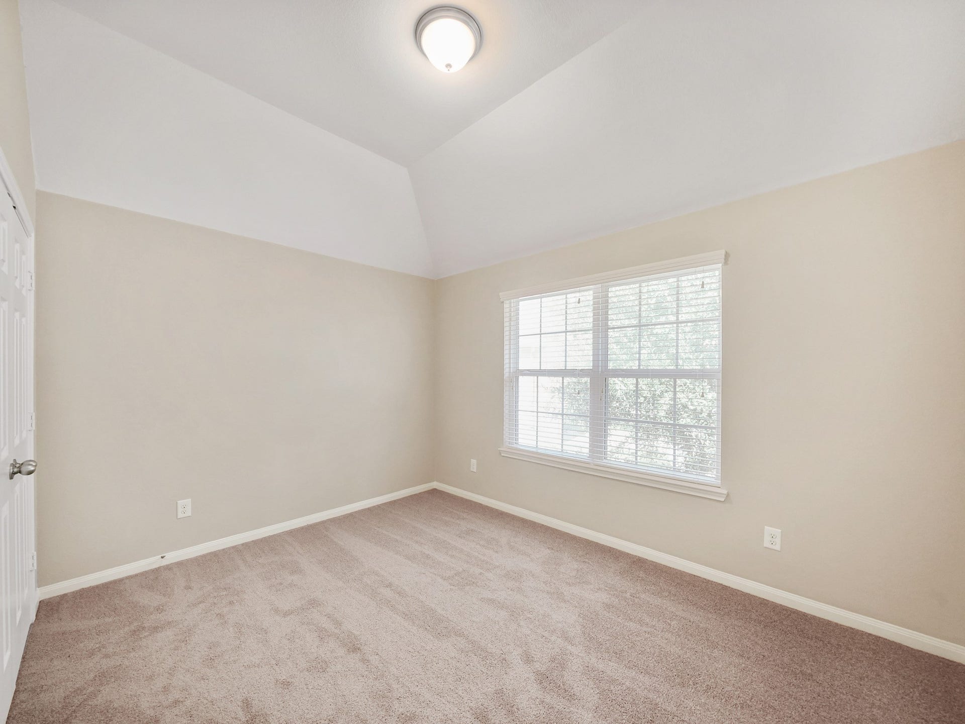 3250 Bandera Run Lane, Katy, TX 77494 This upstairs secondary bedroom offers a welcoming place to relax and recharge. Make it your own with a style that feels comfortable and personal, creating a retreat to enjoy at the end of the day.