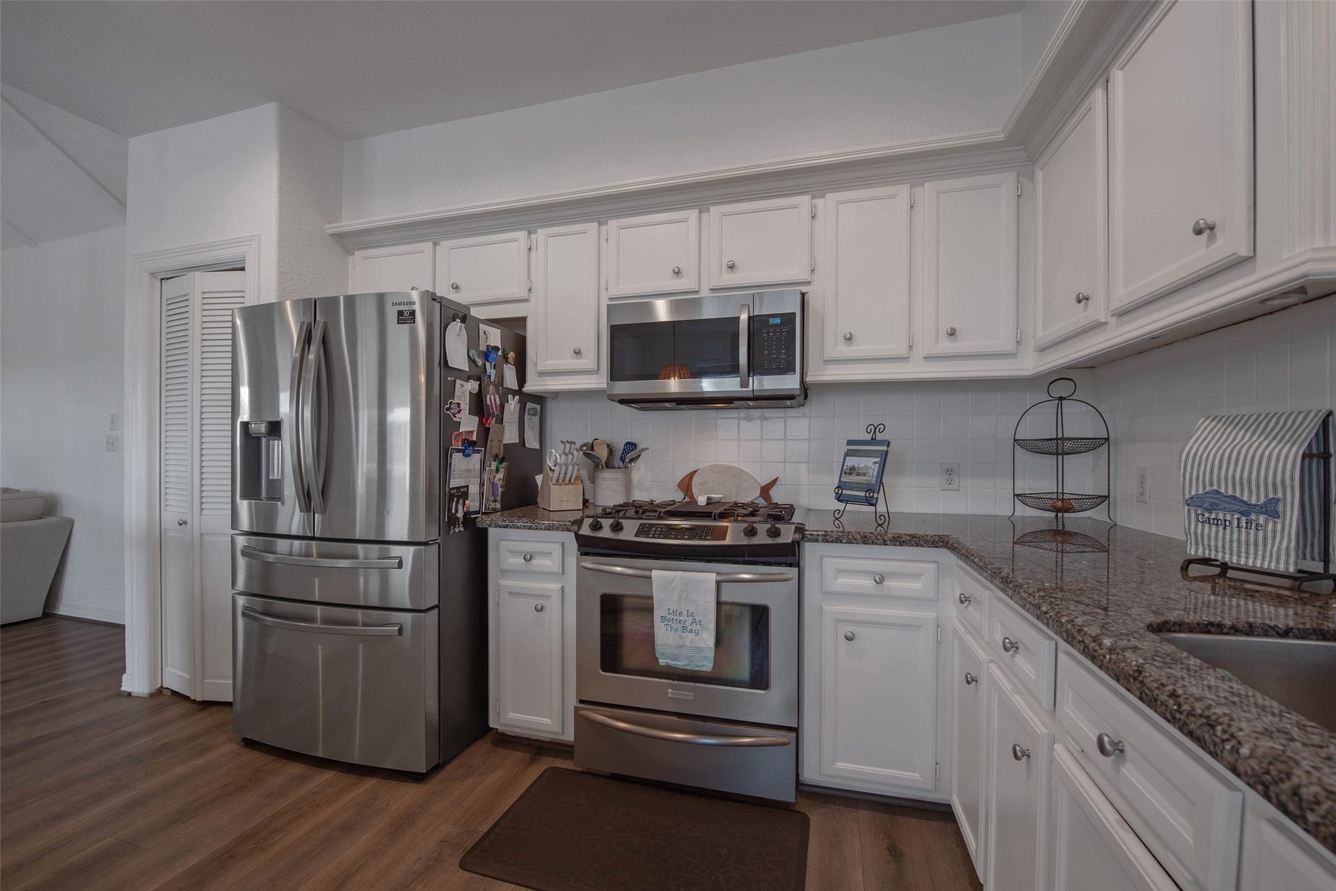 318 Sunset Circle, Tiki Island, TX 77554 318 Sunset Circle, Tiki Island, TX 77554