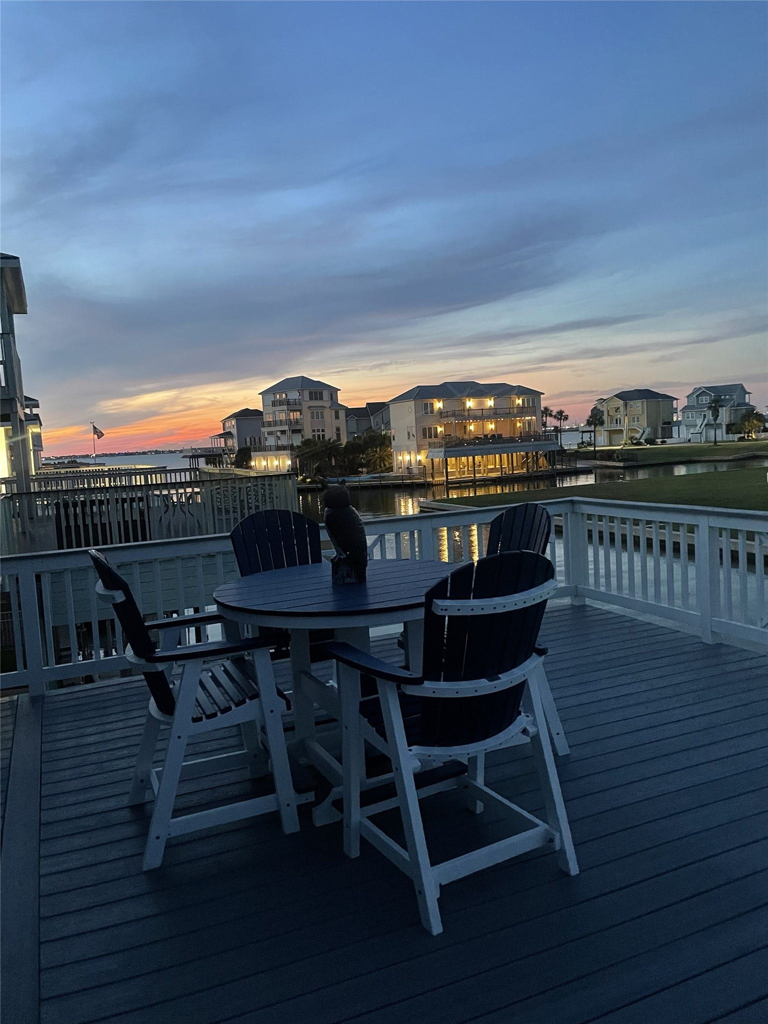 318 Sunset Circle, Tiki Island, TX 77554 318 Sunset Circle, Tiki Island, TX 77554