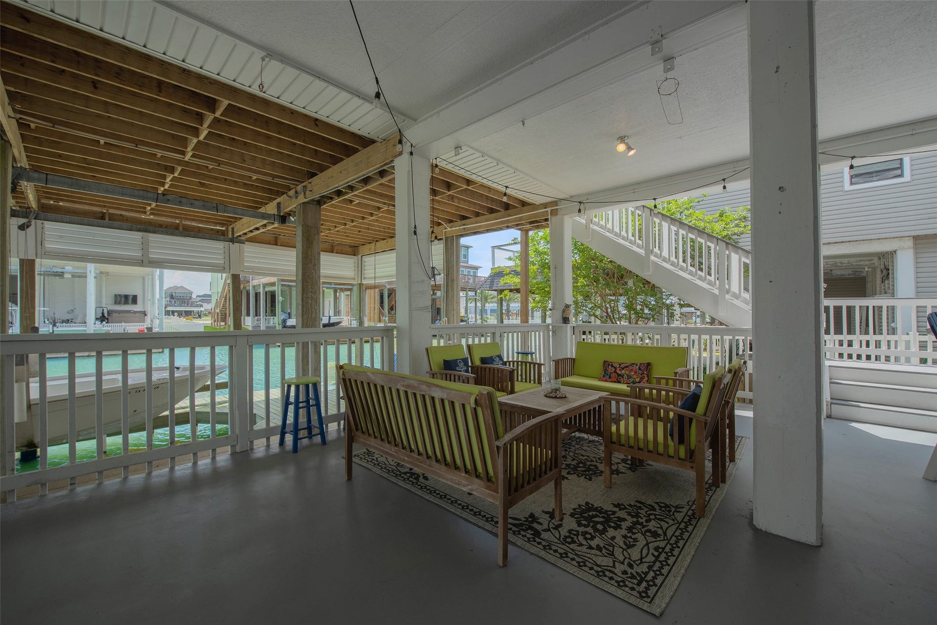 318 Sunset Circle, Tiki Island, TX 77554 318 Sunset Circle, Tiki Island, TX 77554