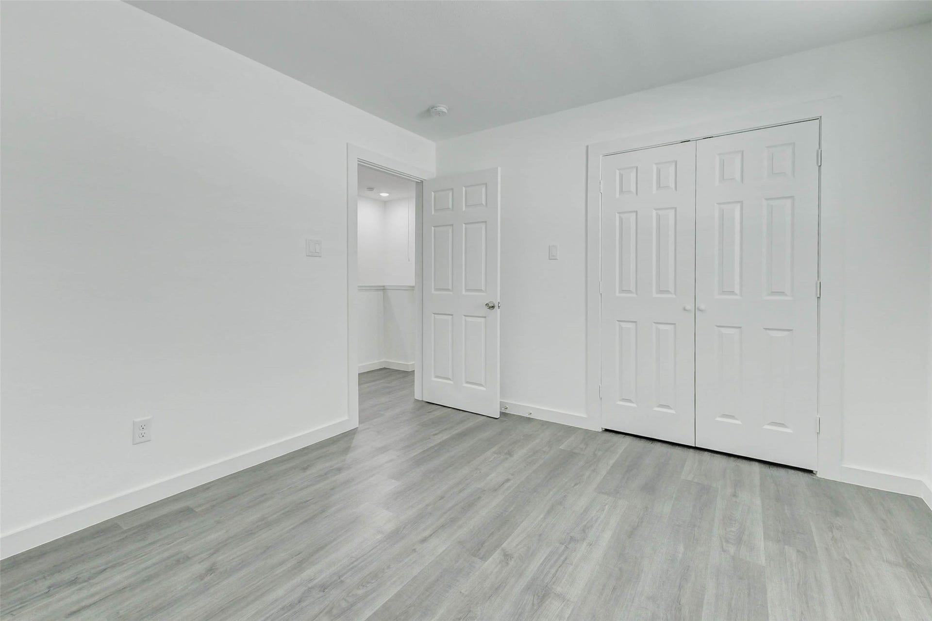 8218 Bigwood Street, #A/B, Houston, TX 77078 3rd bedroom on the 2nd floor