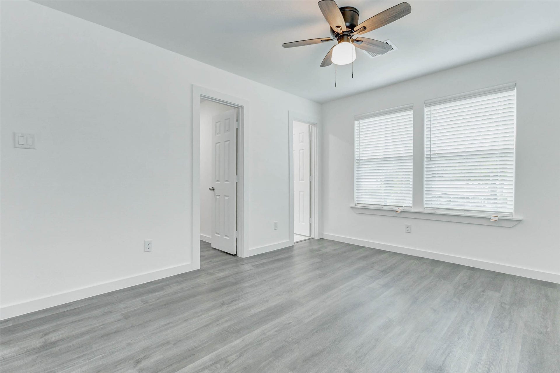 8218 Bigwood Street, #A/B, Houston, TX 77078 Primary bedroom