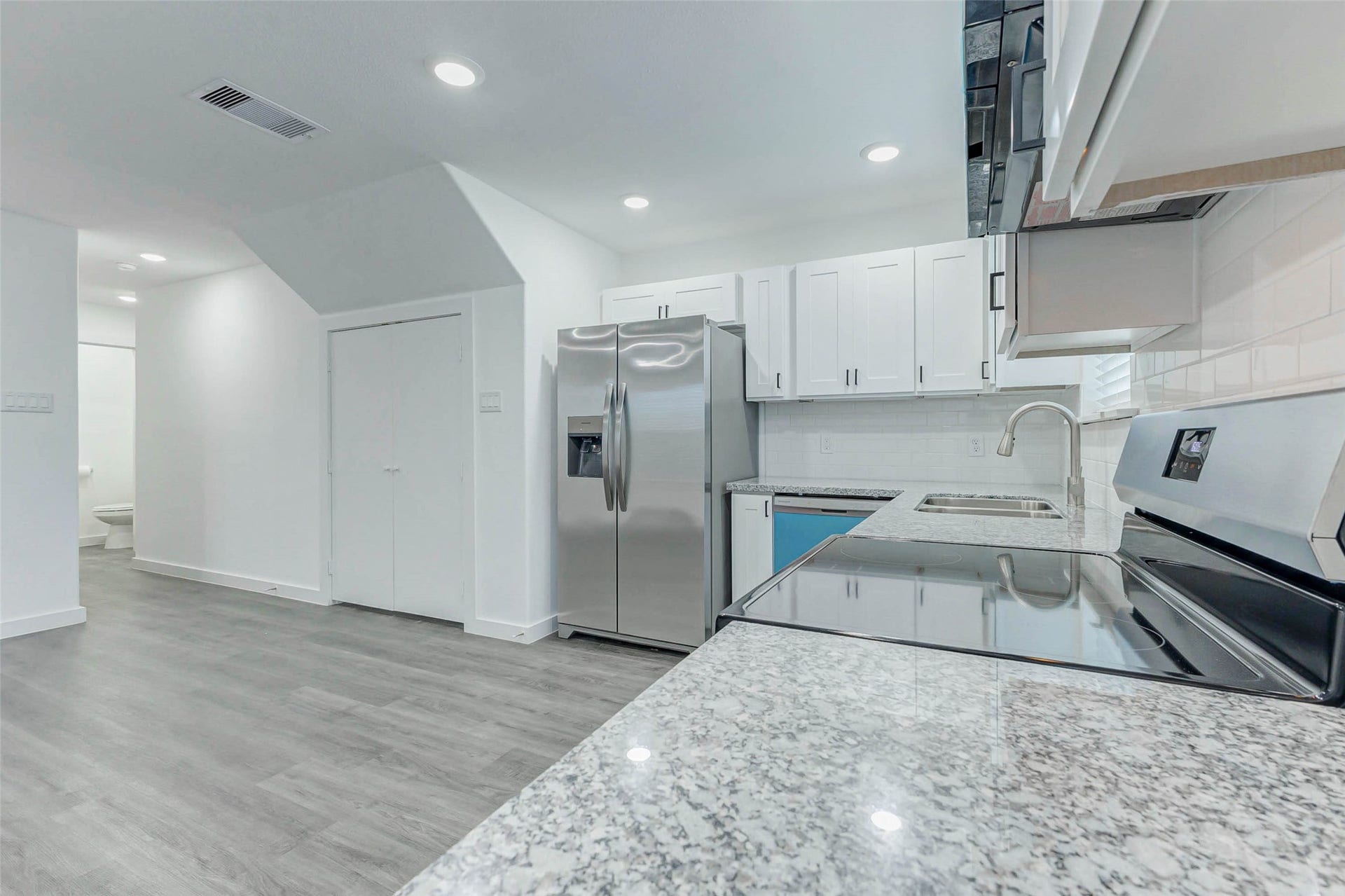 8218 Bigwood Street, #A/B, Houston, TX 77078 8218 Bigwood Street, #A/B, Houston, TX 77078