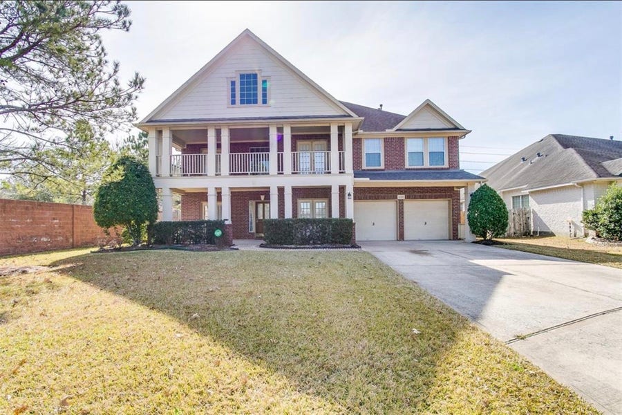 Property photo for 11302 Starlight Bay Street, Pearland, TX