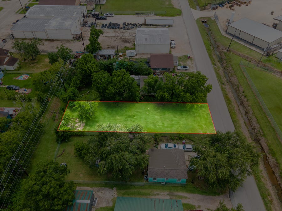 Property photo for 1826 Zapata Street, Freeport, TX