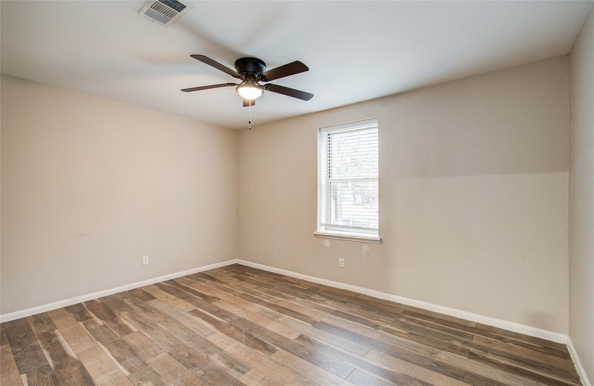 540 Fort Sumpter Street, Conroe, TX 77302 540 Fort Sumpter Street, Conroe, TX 77302