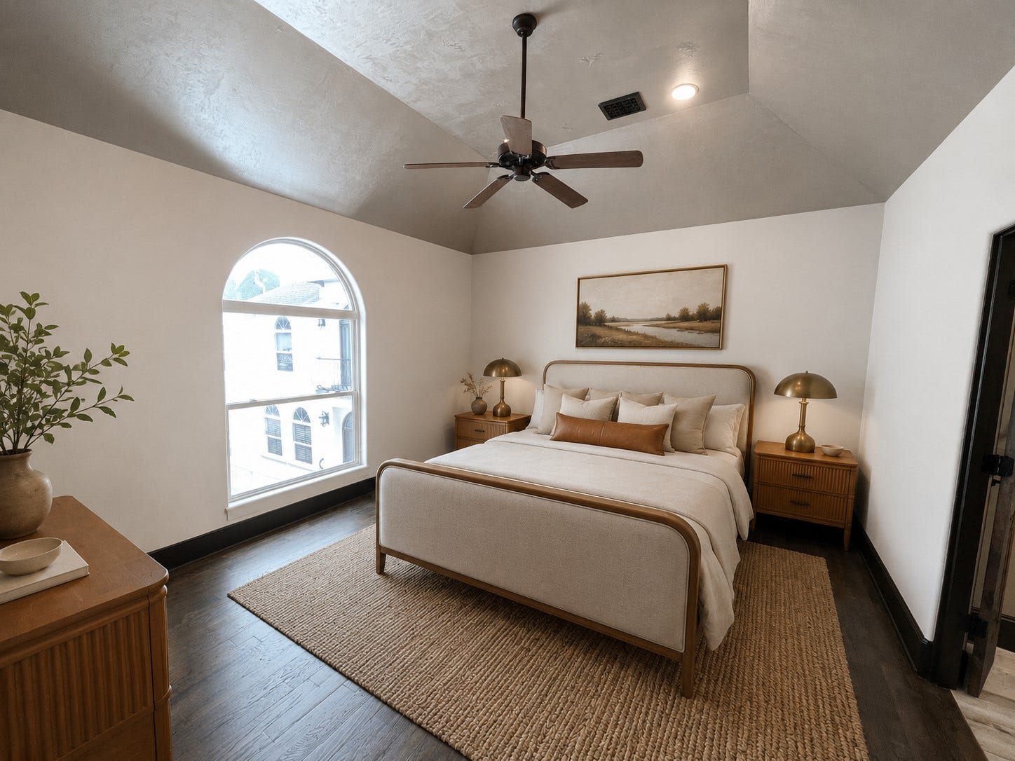 1241 W 24th Street, #C, Houston, TX 77008 Virtually staged primary bedroom
