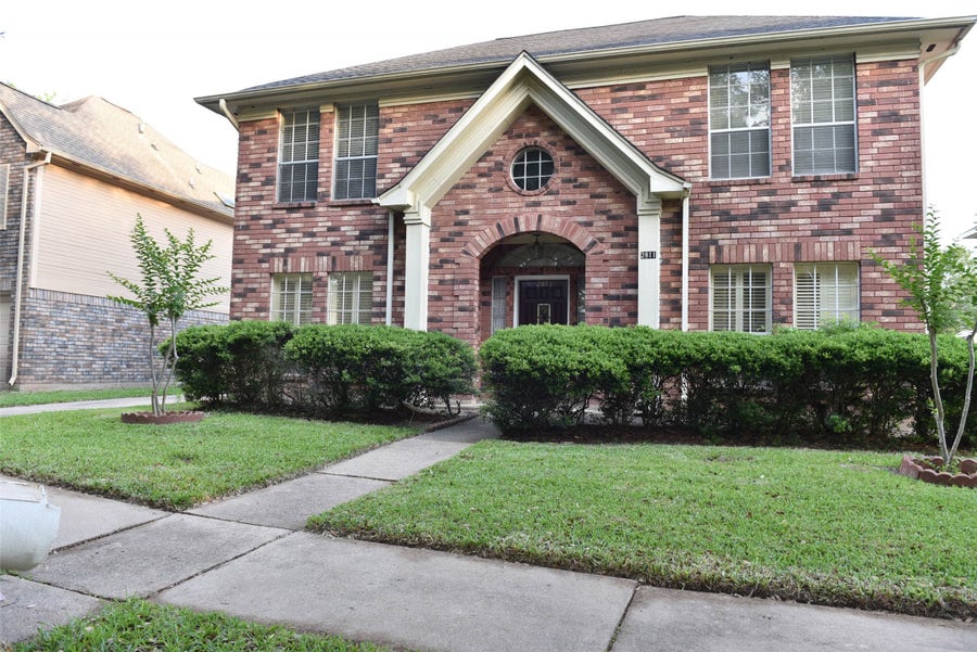 Property photo for 2811 Grants River Circle, Sugar Land, TX