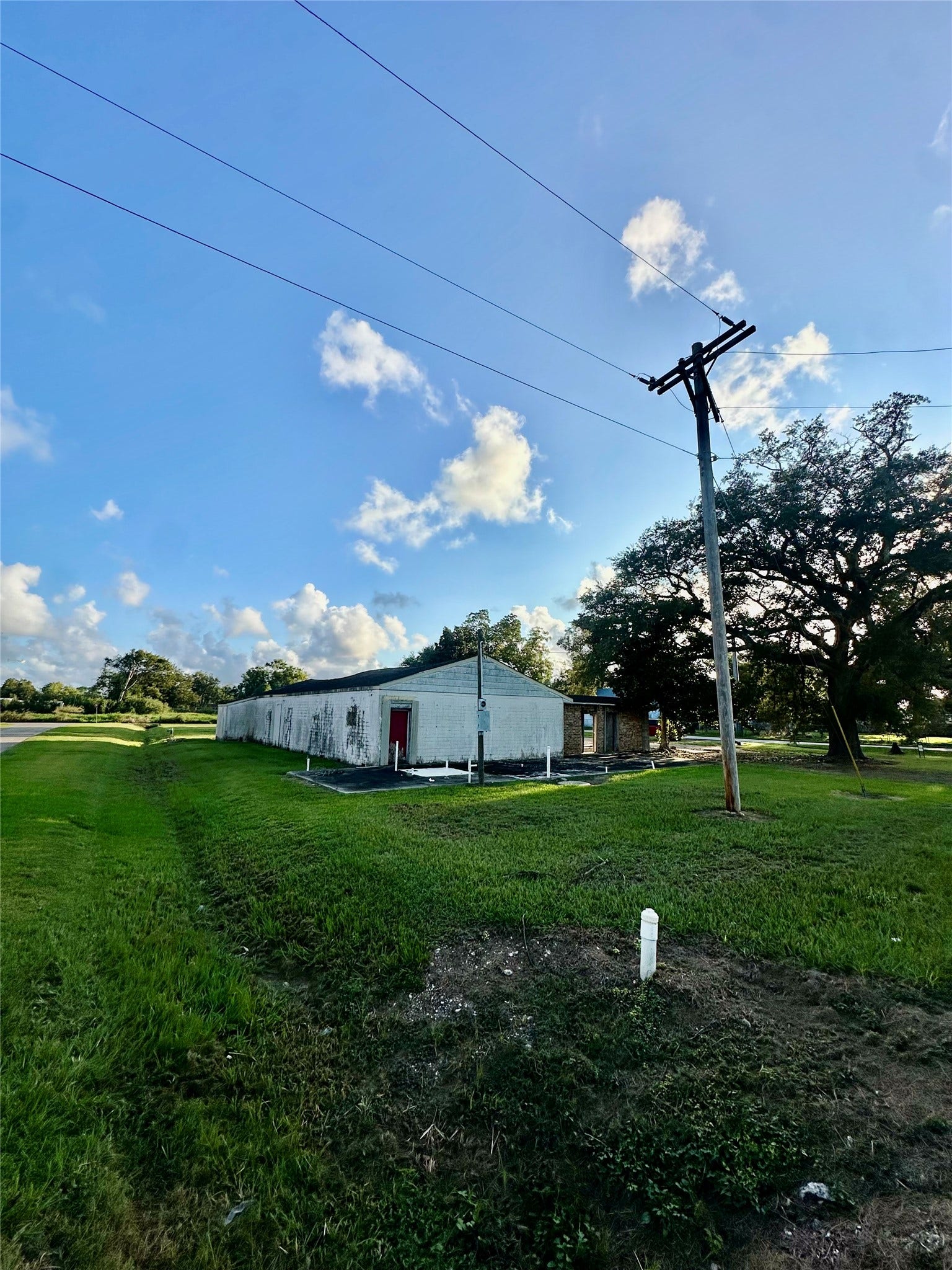 101 N Market Street, Brazoria, TX 77422 101 N Market Street, Brazoria, TX 77422