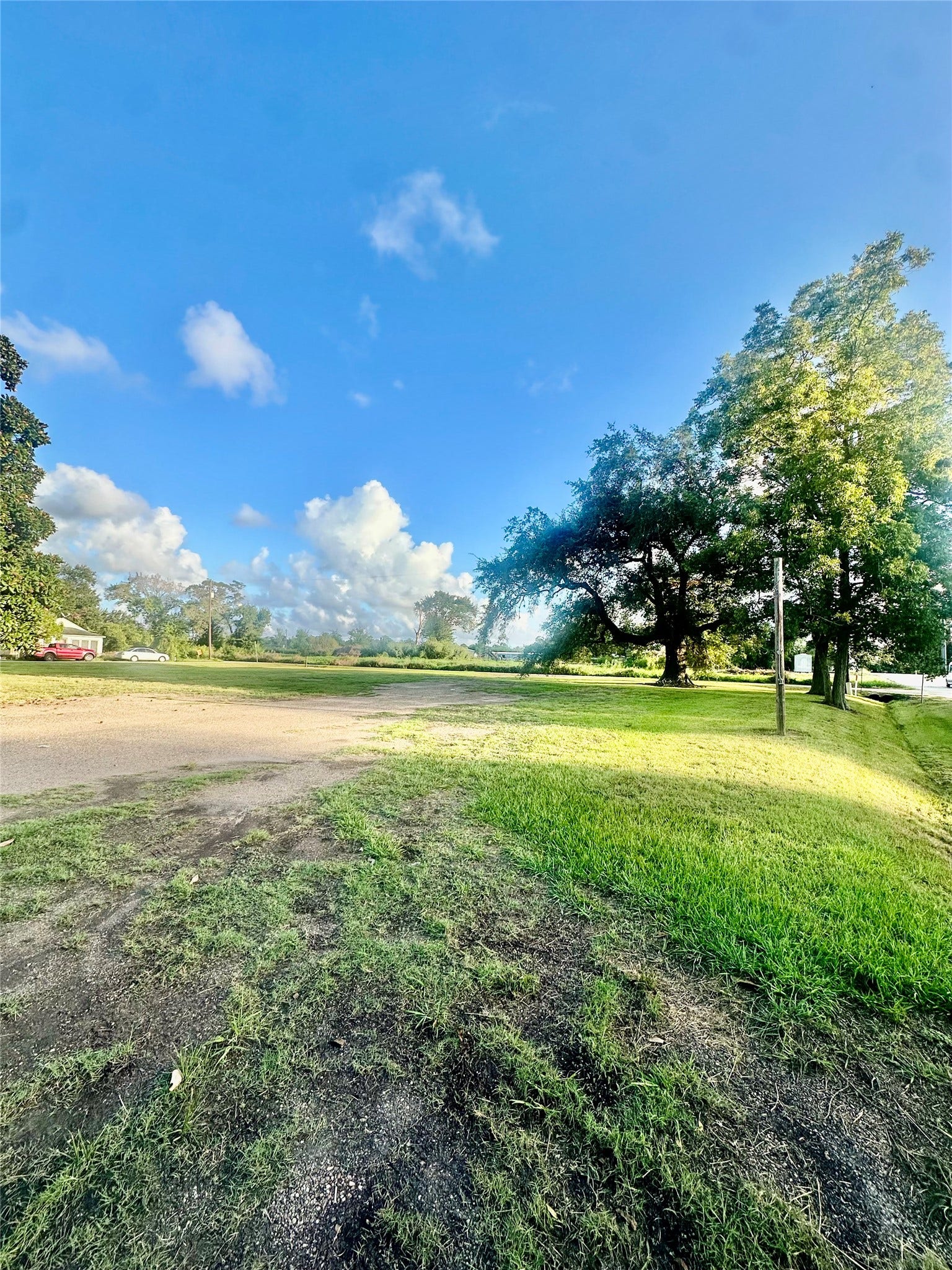 101 N Market Street, Brazoria, TX 77422 101 N Market Street, Brazoria, TX 77422