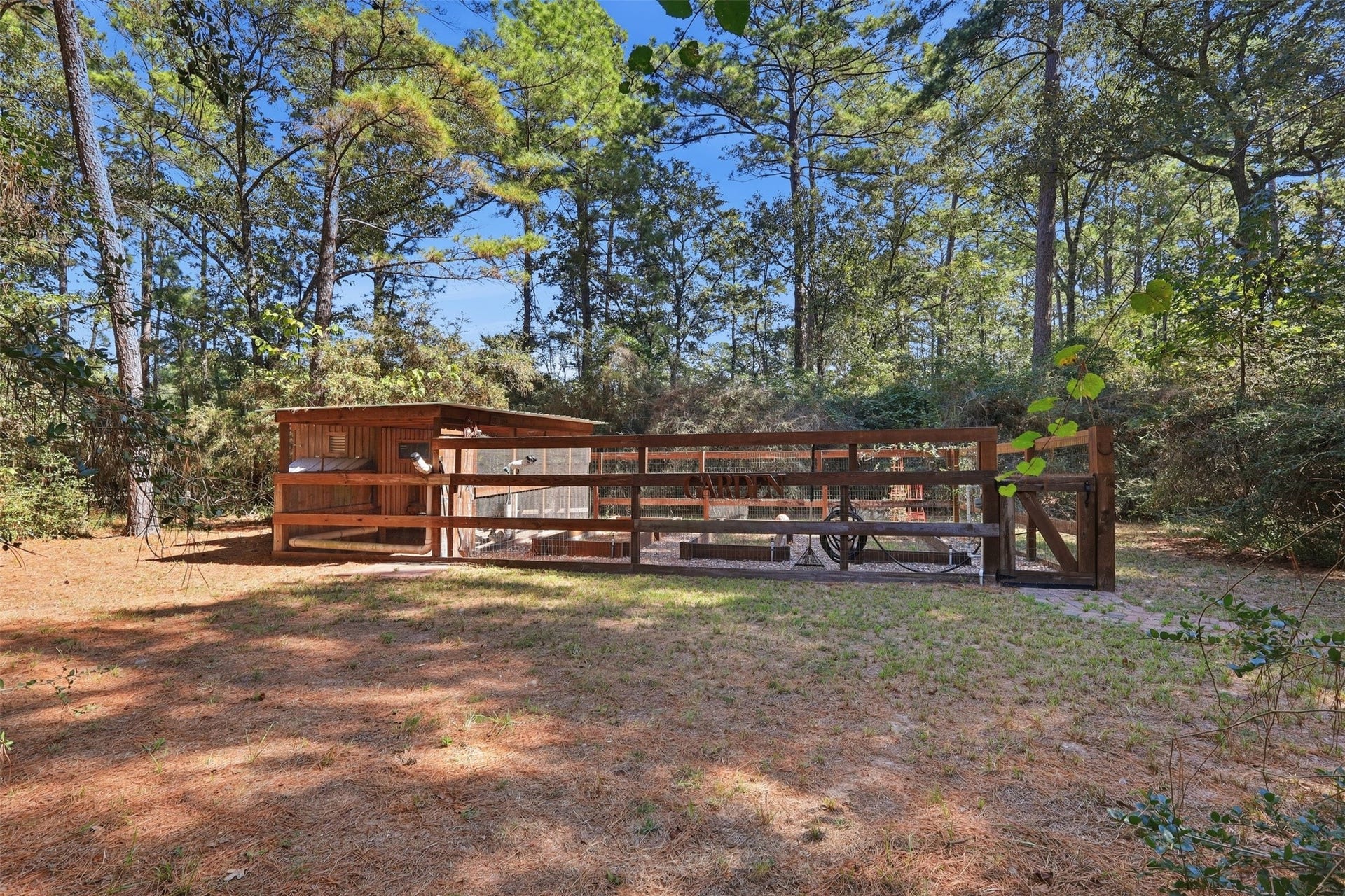 27896 Deer Run Street, Montgomery, TX 77356 27896 Deer Run Street, Montgomery, TX 77356