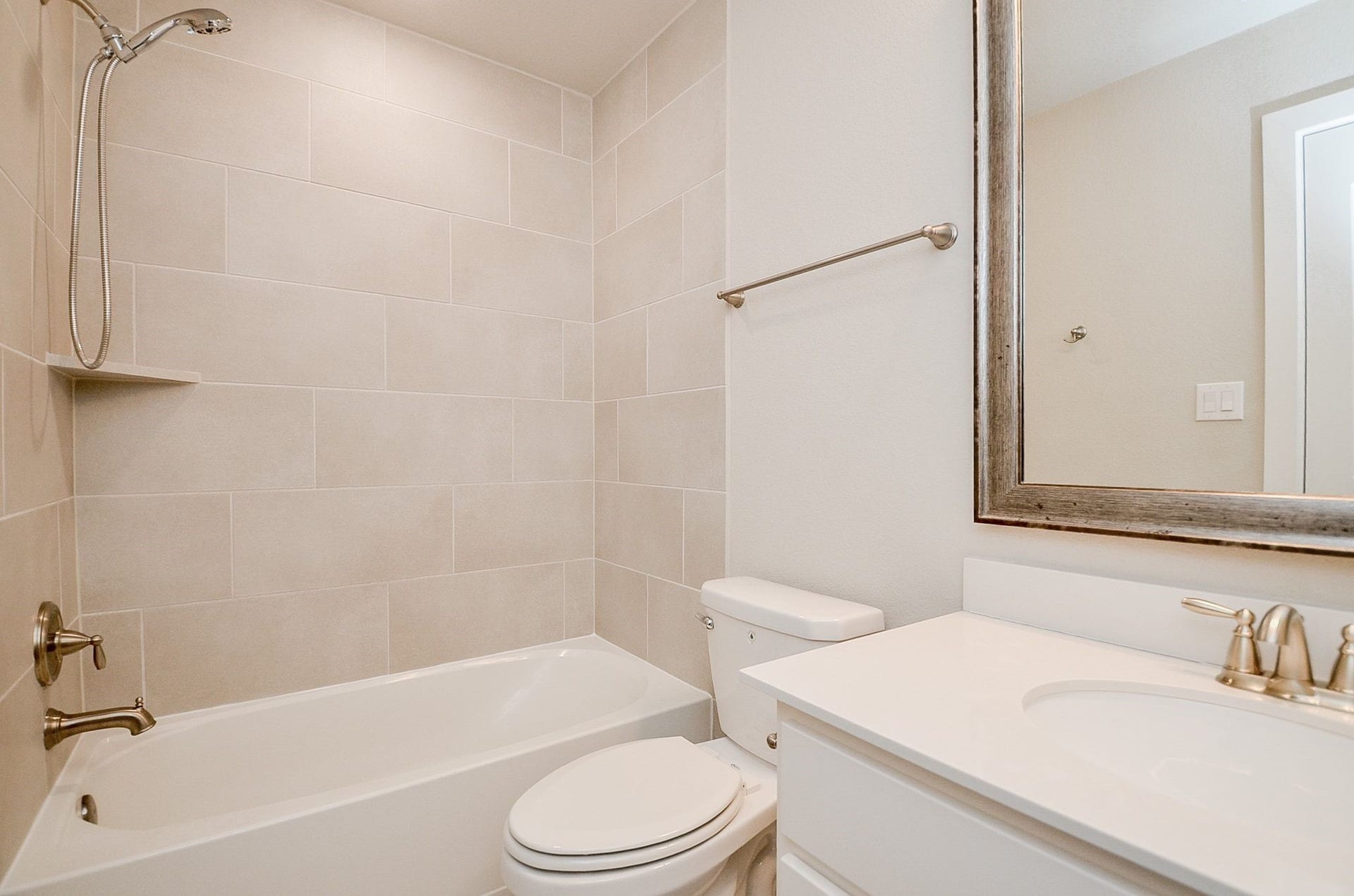 5130 Galahad Court, Missouri City, TX 77459 5130 Galahad Court, Missouri City, TX 77459