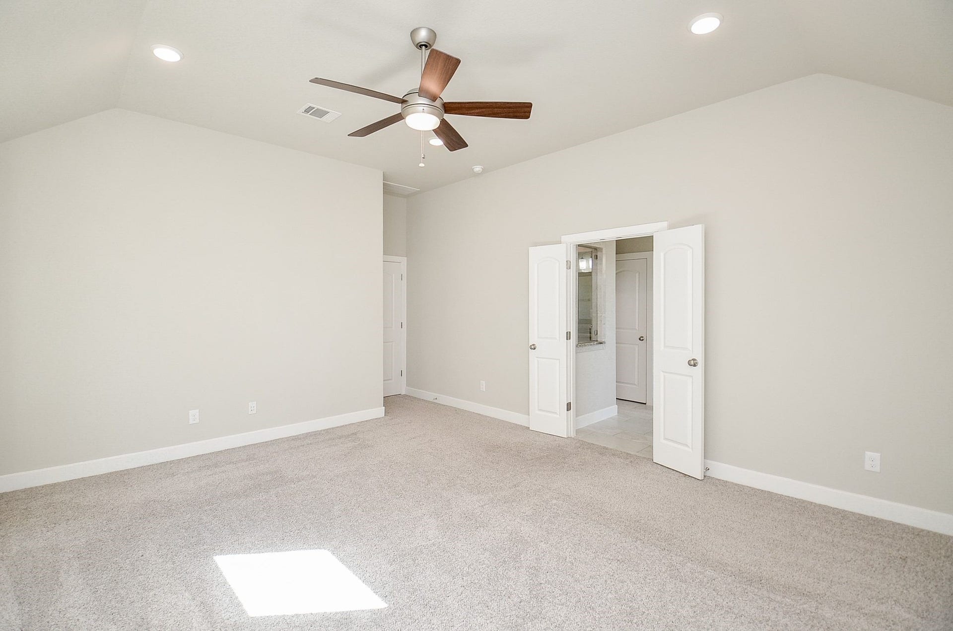 5130 Galahad Court, Missouri City, TX 77459 5130 Galahad Court, Missouri City, TX 77459