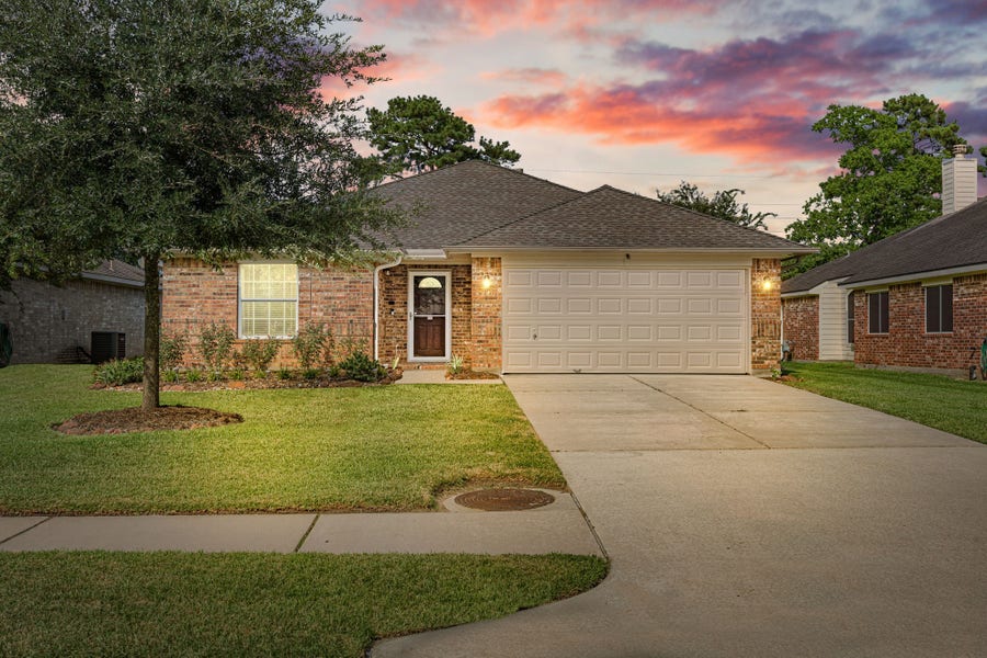Property photo for 19426 Dolan Springs Drive, Tomball, TX