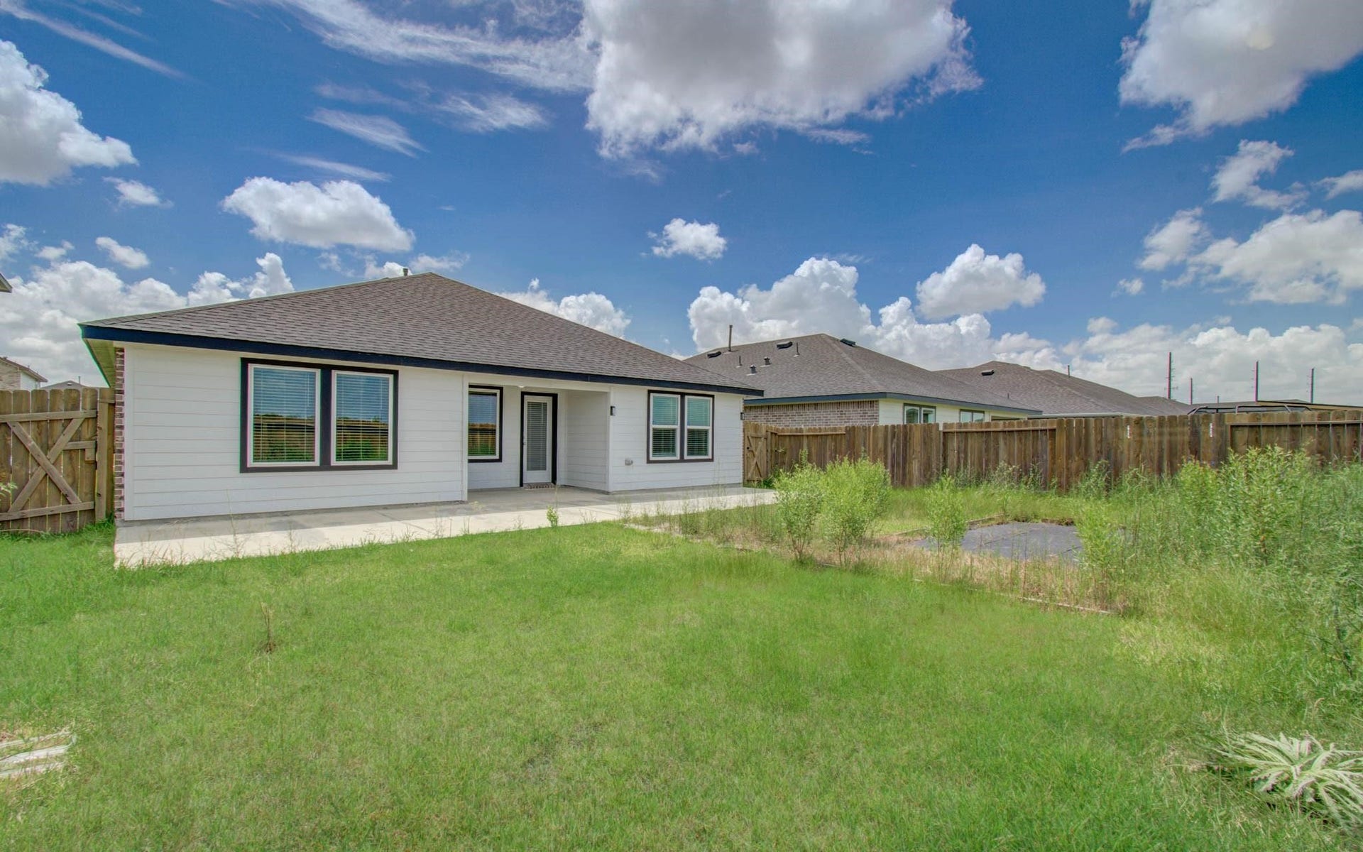 7903 Wrangler Shack Lane, Rosharon, TX 77583