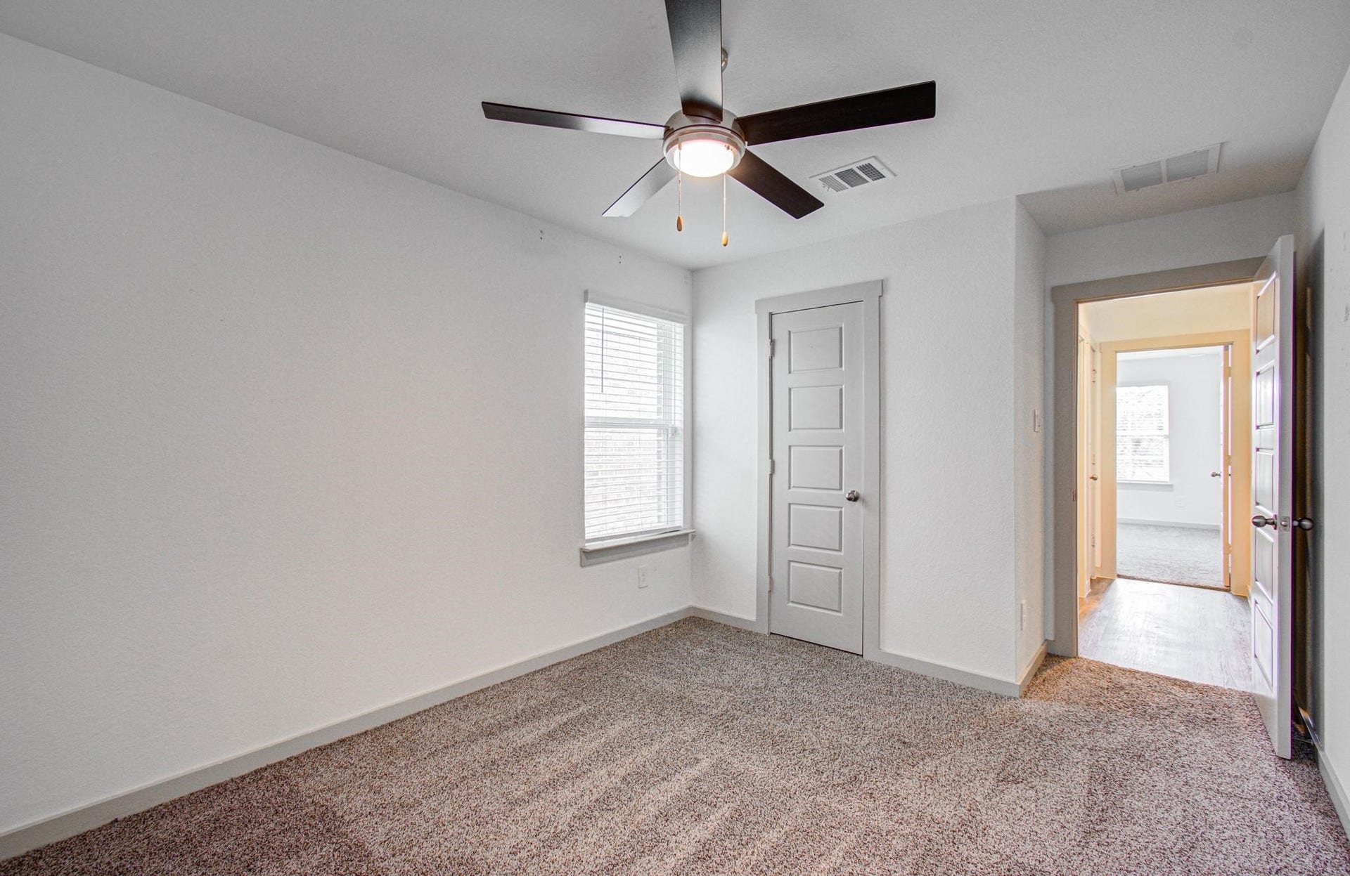 7903 Wrangler Shack Lane, Rosharon, TX 77583