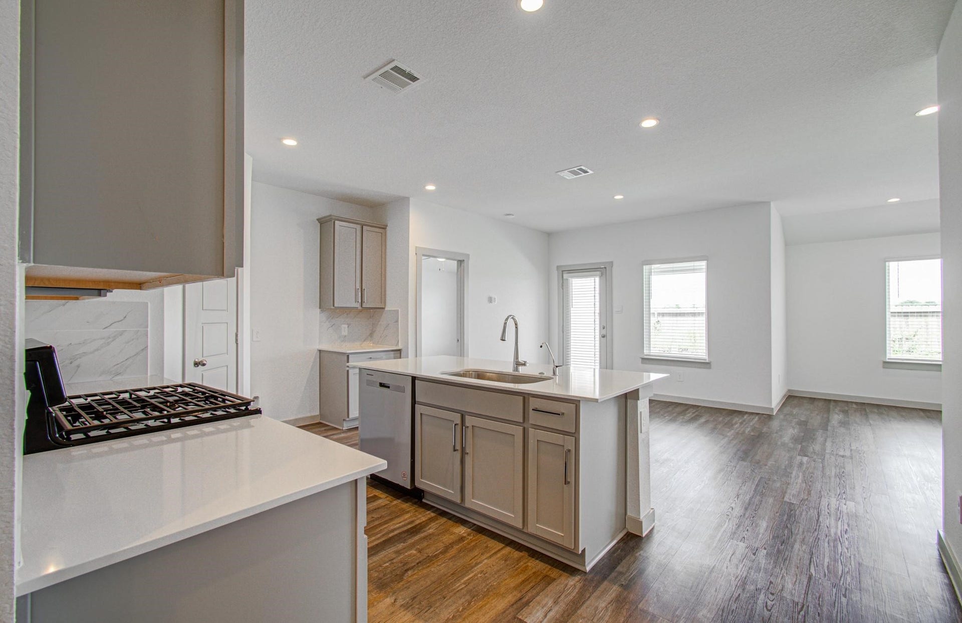 7903 Wrangler Shack Lane, Rosharon, TX 77583