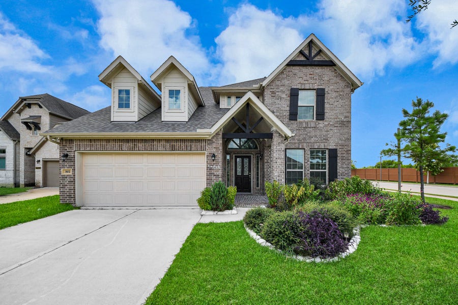 Property photo for 3102 Trishelle Court, Missouri City, TX