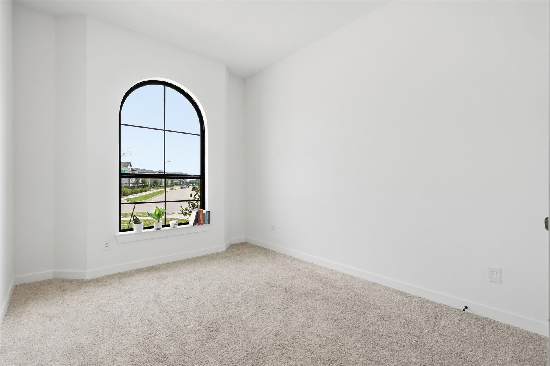 21422 Jewelflower Court, Cypress, TX 77433 2nd Bedroom Downstairs