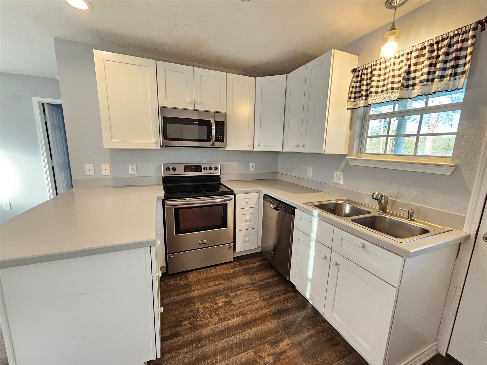 25411 T K C Road, Tomball, TX 77375 25411 T K C Road, Tomball, TX 77375