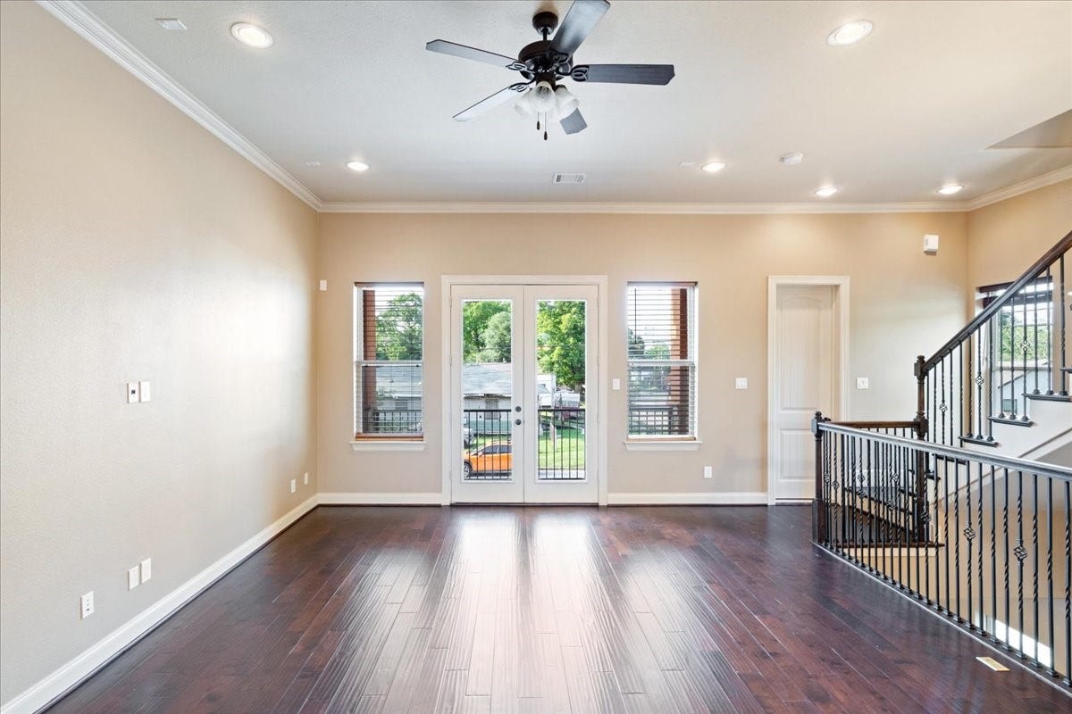 1516 Amundsen Street, Houston, TX 77009 1516 Amundsen Street, Houston, TX 77009