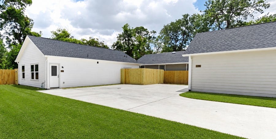 Property photo for 8614 Peach Tree Street, #B, Houston, TX