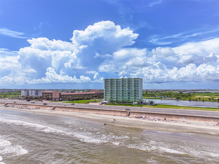 Property photo for 9420 Seawall Boulevard, #602, Galveston, TX