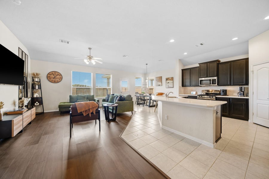 Property photo for 10418 Matterhorn Drive, Rosharon, TX