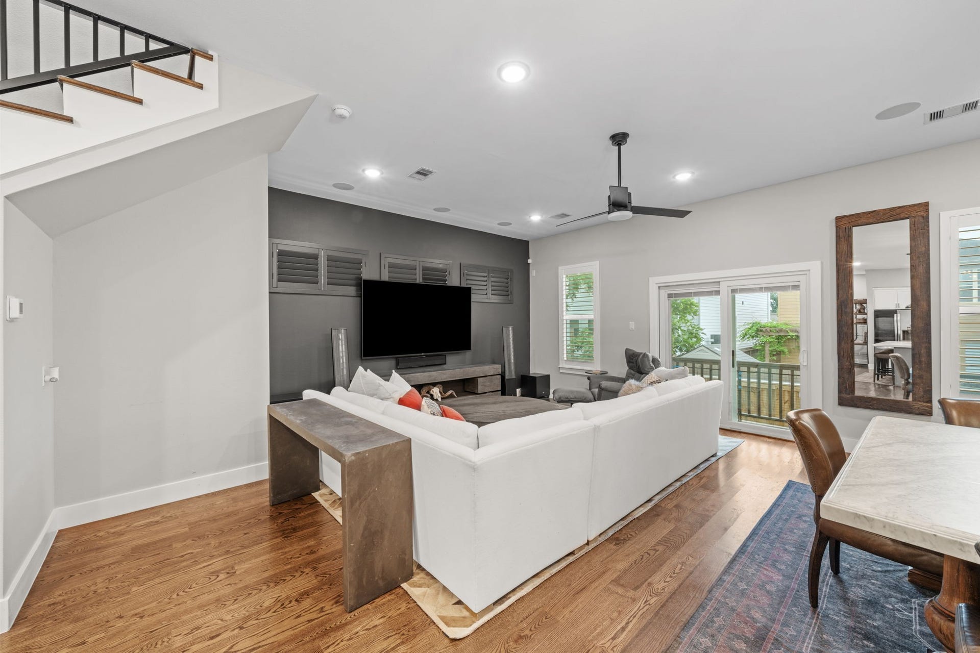 816 E 38th St, #C, Houston, TX 77022 816 E 38th St, #C, Houston, TX 77022