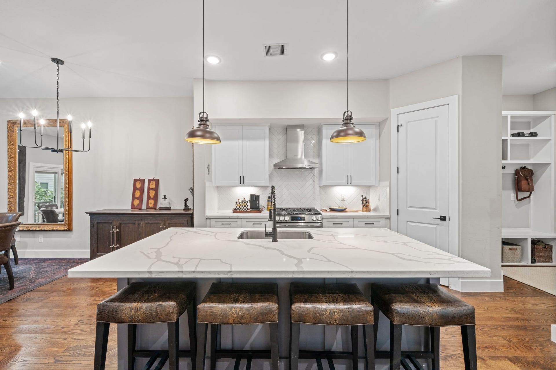 816 E 38th St, #C, Houston, TX 77022 816 E 38th St, #C, Houston, TX 77022