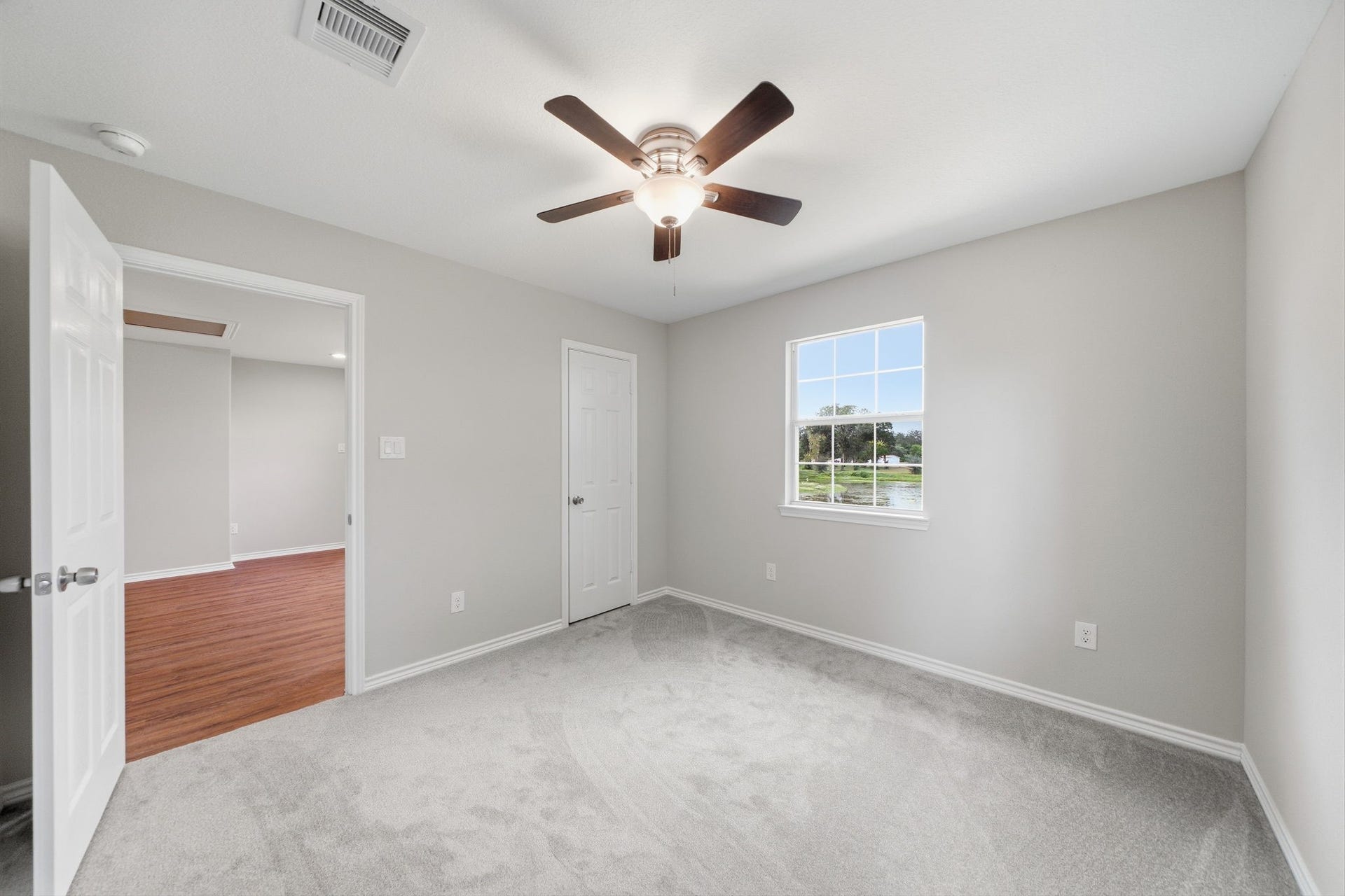 450 N Sunset Boulevard, Holiday Lakes, TX 77515 450 N Sunset Boulevard, Holiday Lakes, TX 77515