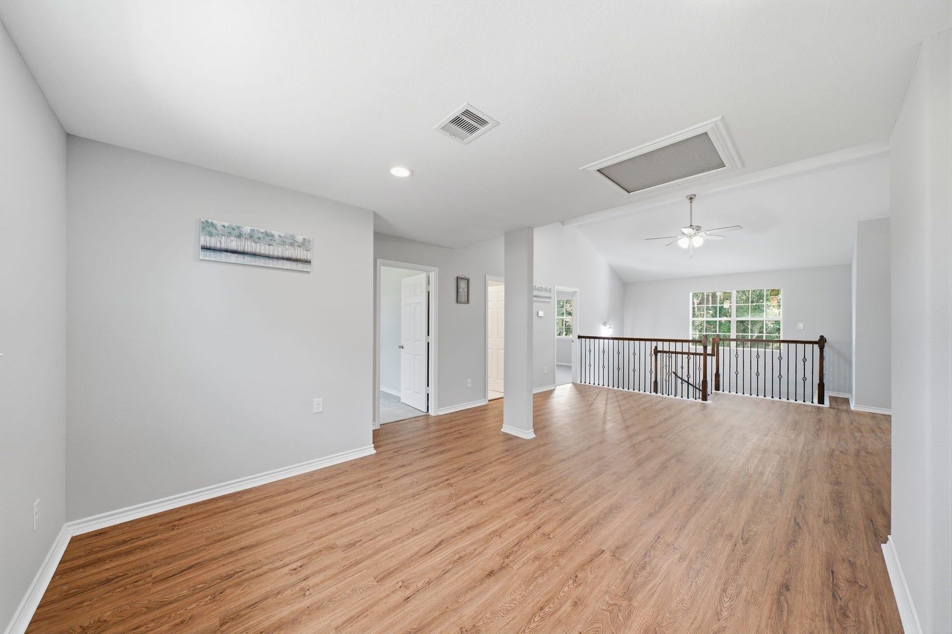 450 N Sunset Boulevard, Holiday Lakes, TX 77515 Bright and spacious, the upstairs area is ready to become a game room, media room, second family living area, or home study.