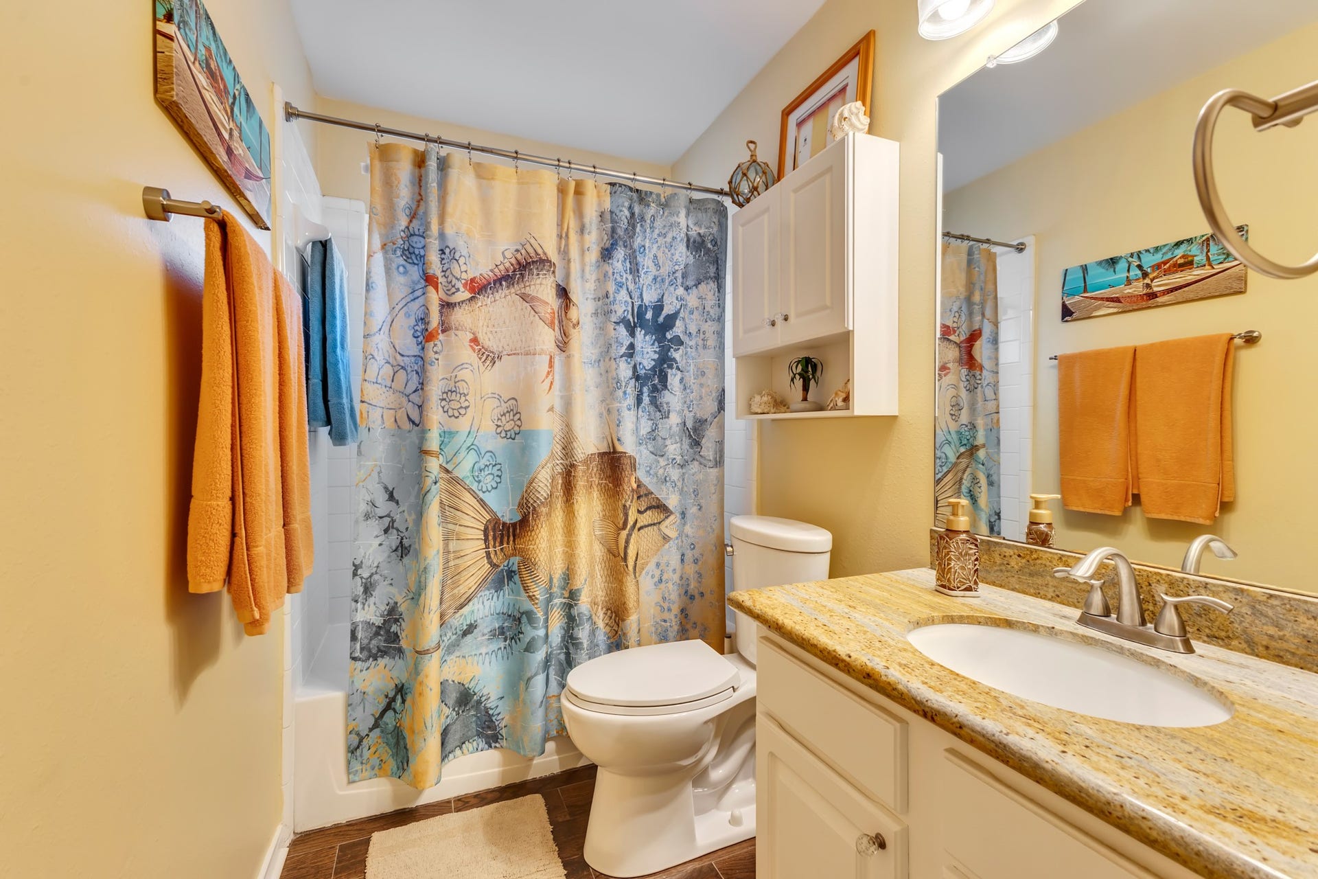 3502 Pecan Mill Drive, Sugar Land, TX 77498 Secondary bathroom.