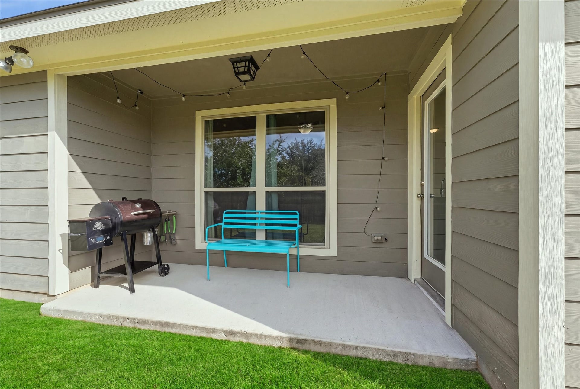 1948 Briar Grove Drive, Conroe, TX 77301