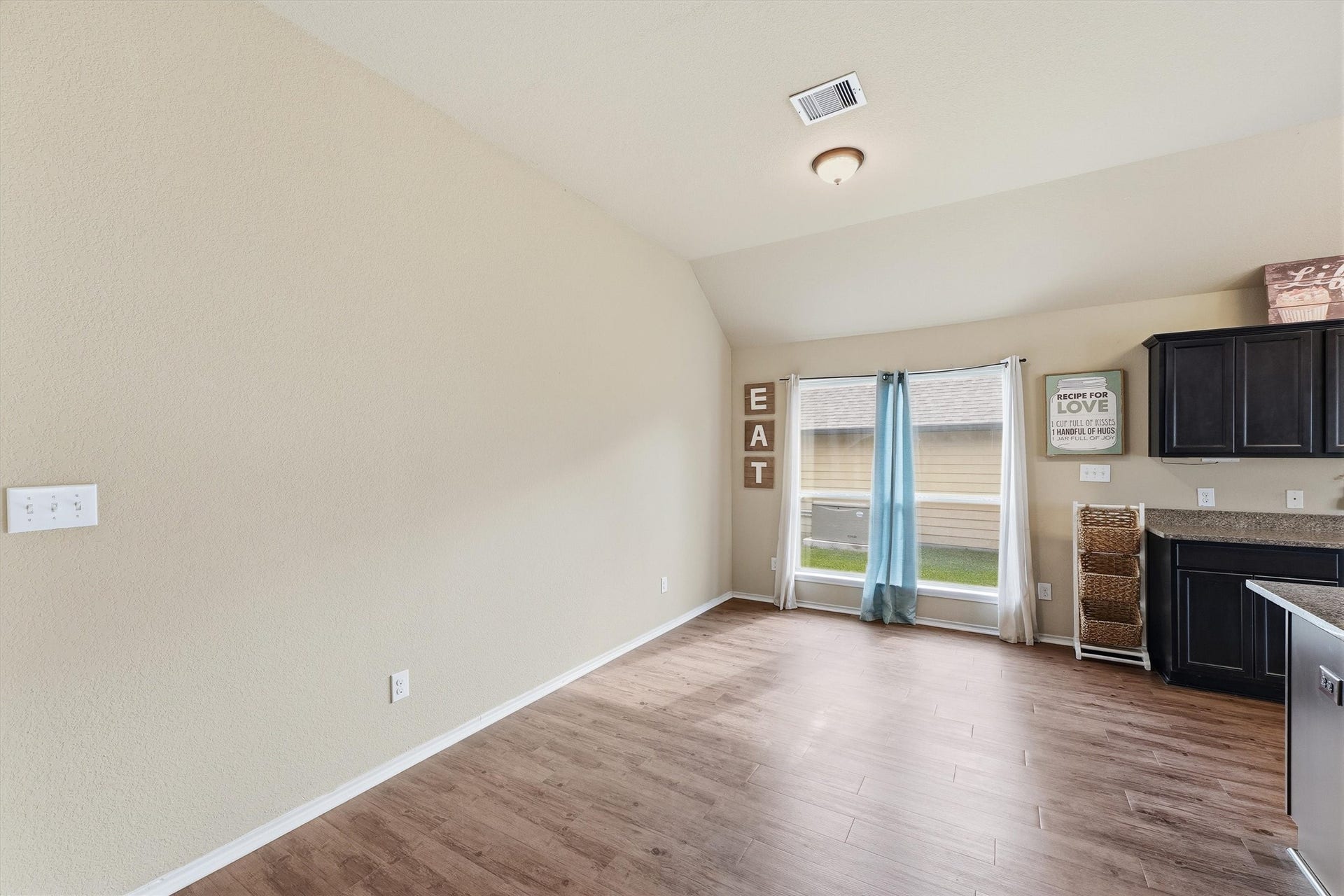 1948 Briar Grove Drive, Conroe, TX 77301