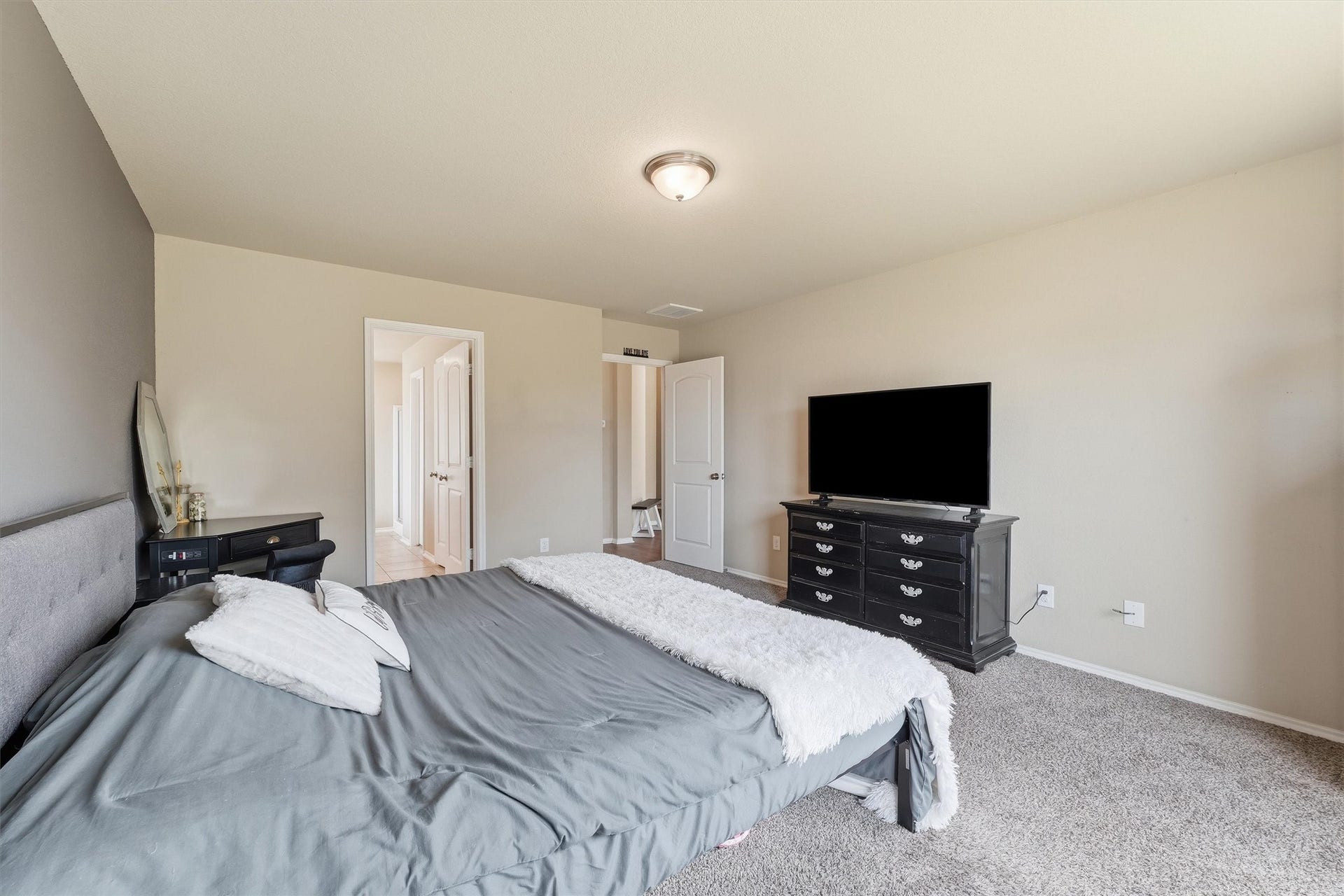 1948 Briar Grove Drive, Conroe, TX 77301