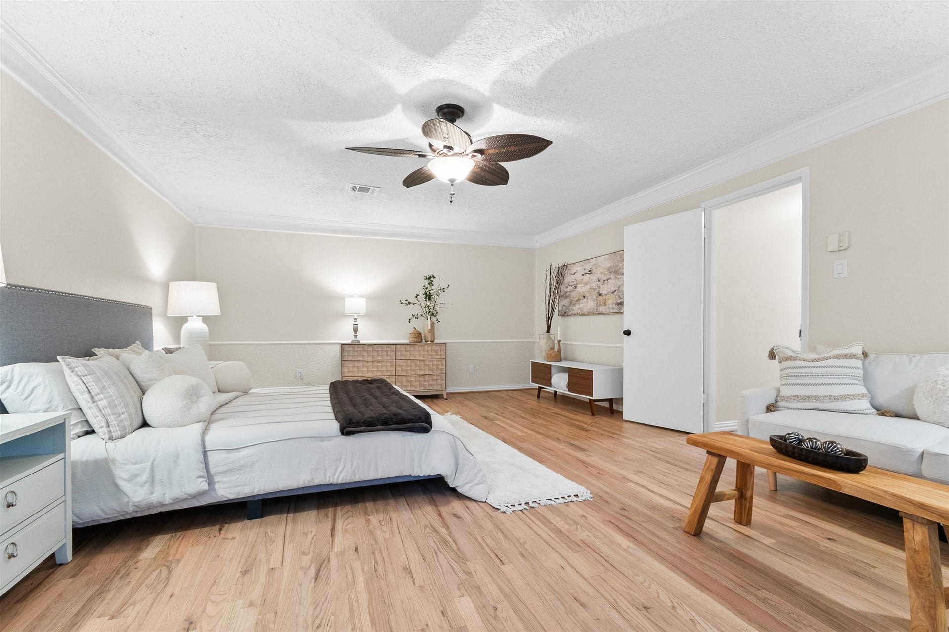 17407 Fairway Oaks Drive, Spring, TX 77379 Primary bedroom