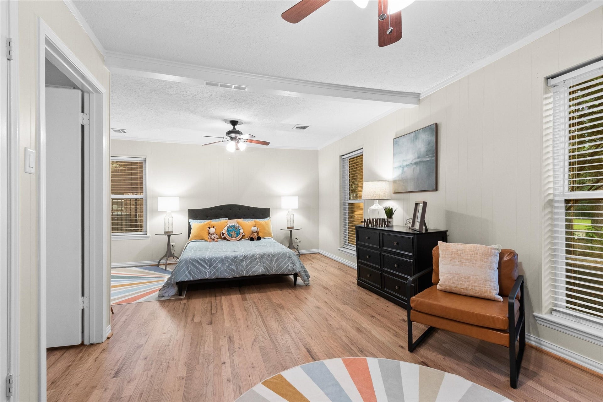17407 Fairway Oaks Drive, Spring, TX 77379 So much space could even be used as a guest suite