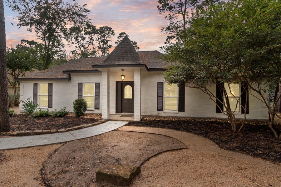 Property photo for 17407 Fairway Oaks Drive, Spring, TX