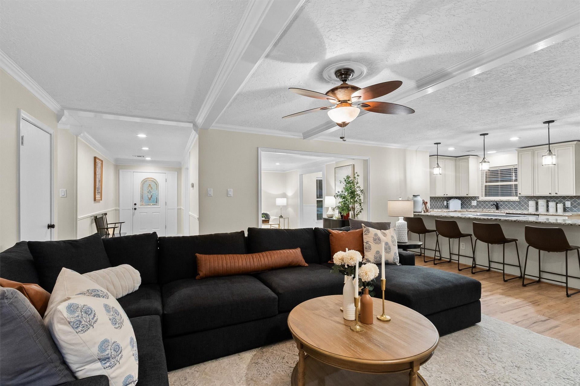 17407 Fairway Oaks Drive, Spring, TX 77379 Spacious den
