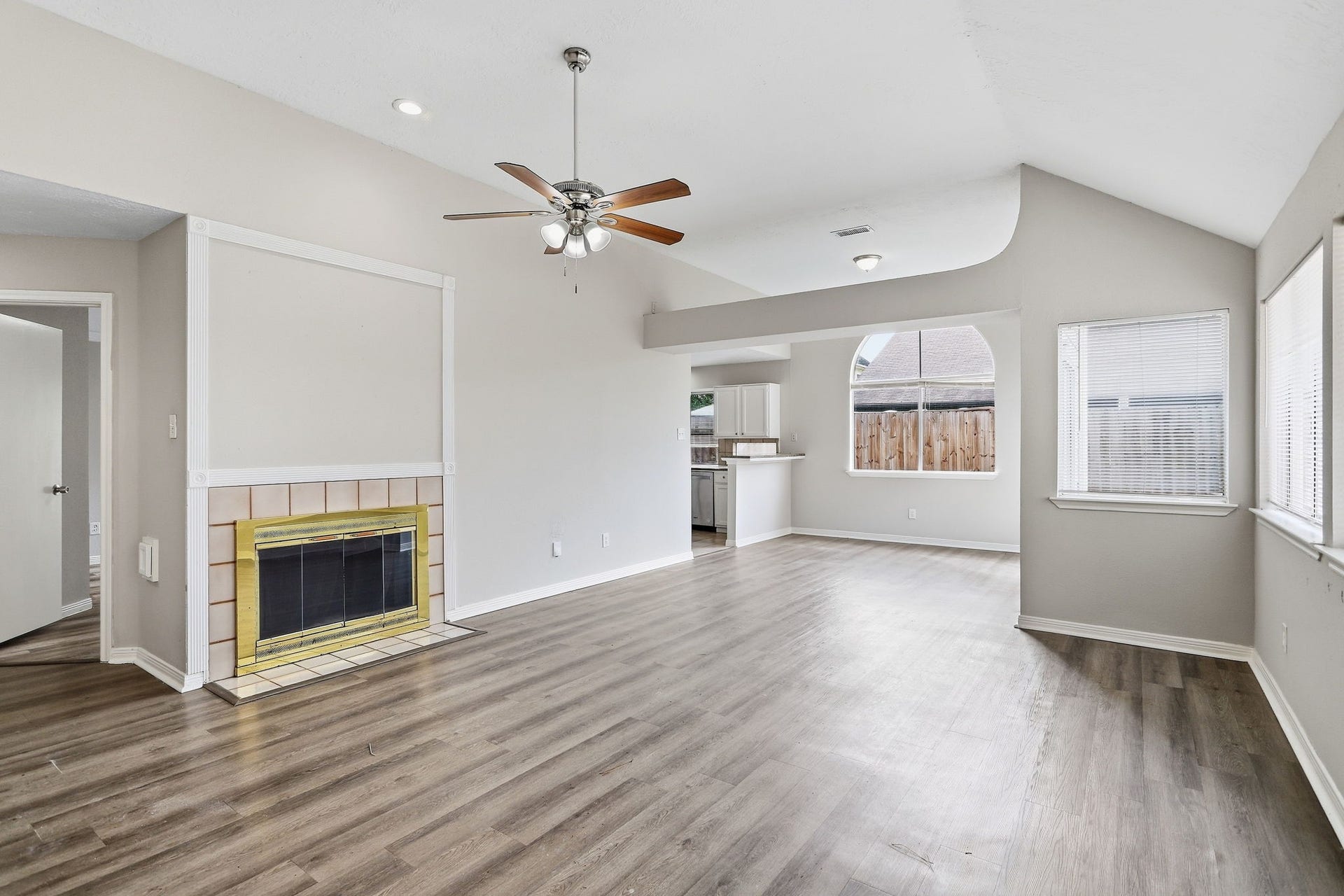 9915 Territory Lane, Houston, TX 77064 9915 Territory Lane, Houston, TX 77064