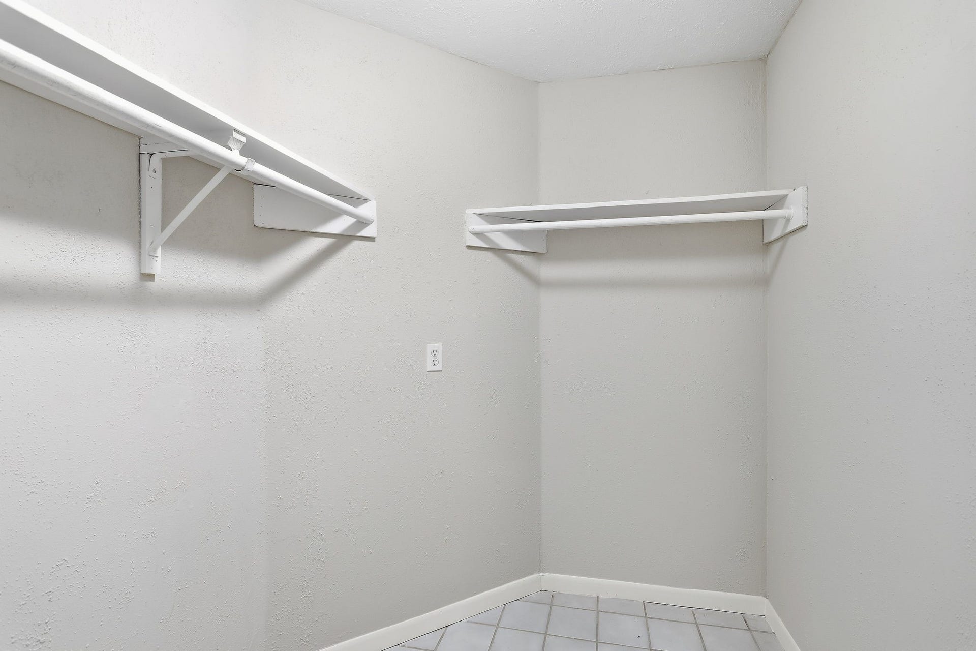 9915 Territory Lane, Houston, TX 77064 9915 Territory Lane, Houston, TX 77064