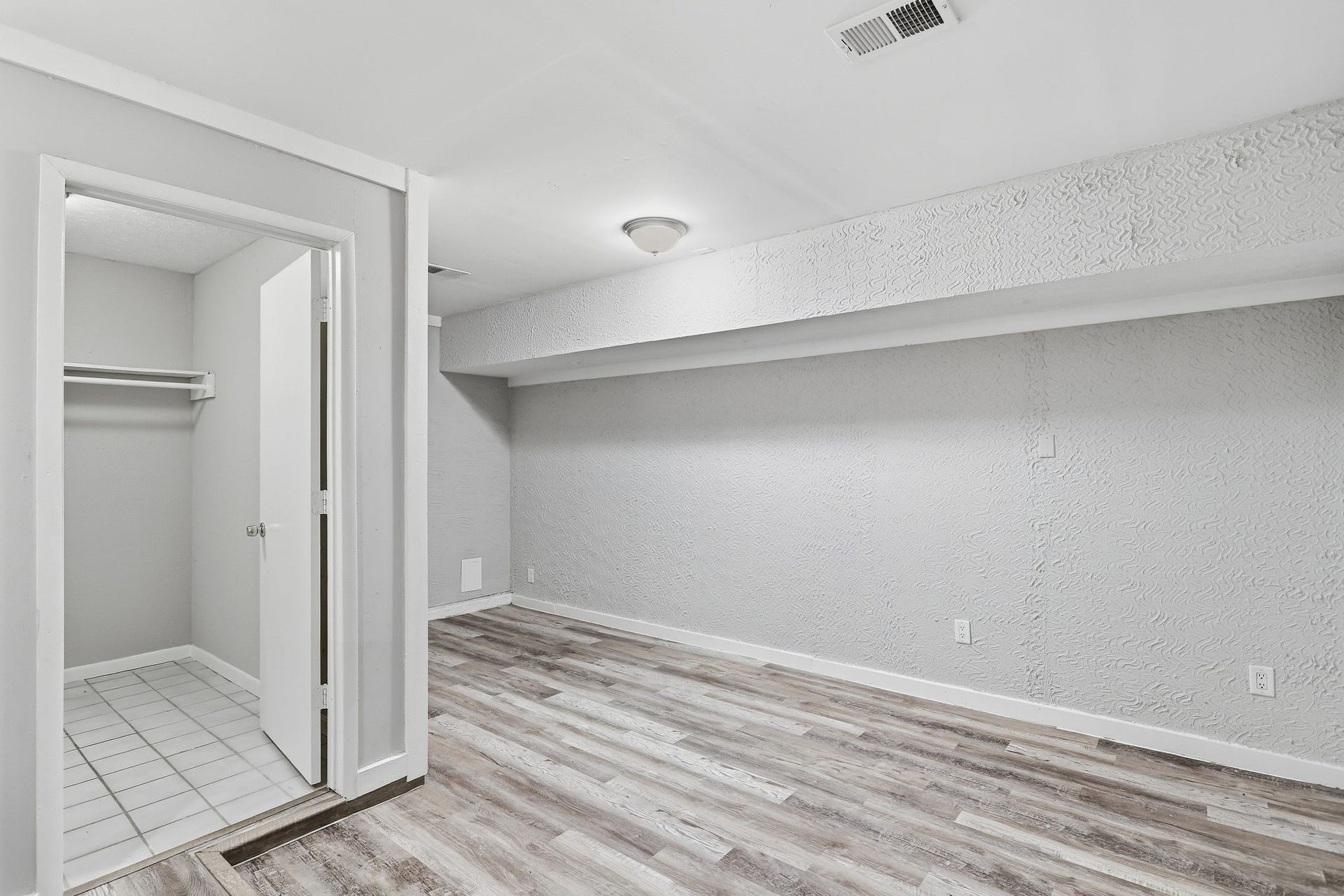 9915 Territory Lane, Houston, TX 77064 9915 Territory Lane, Houston, TX 77064
