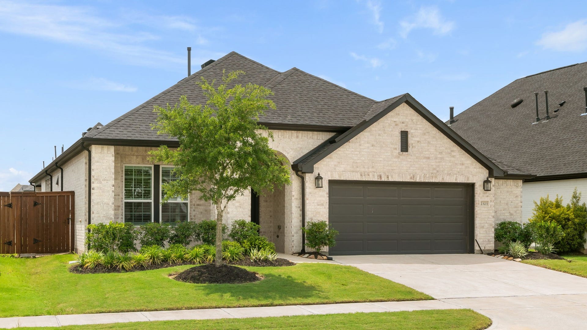 2323 Lambert Drive, Katy, TX 77493 Welcome to 2323 Lambert Dr
