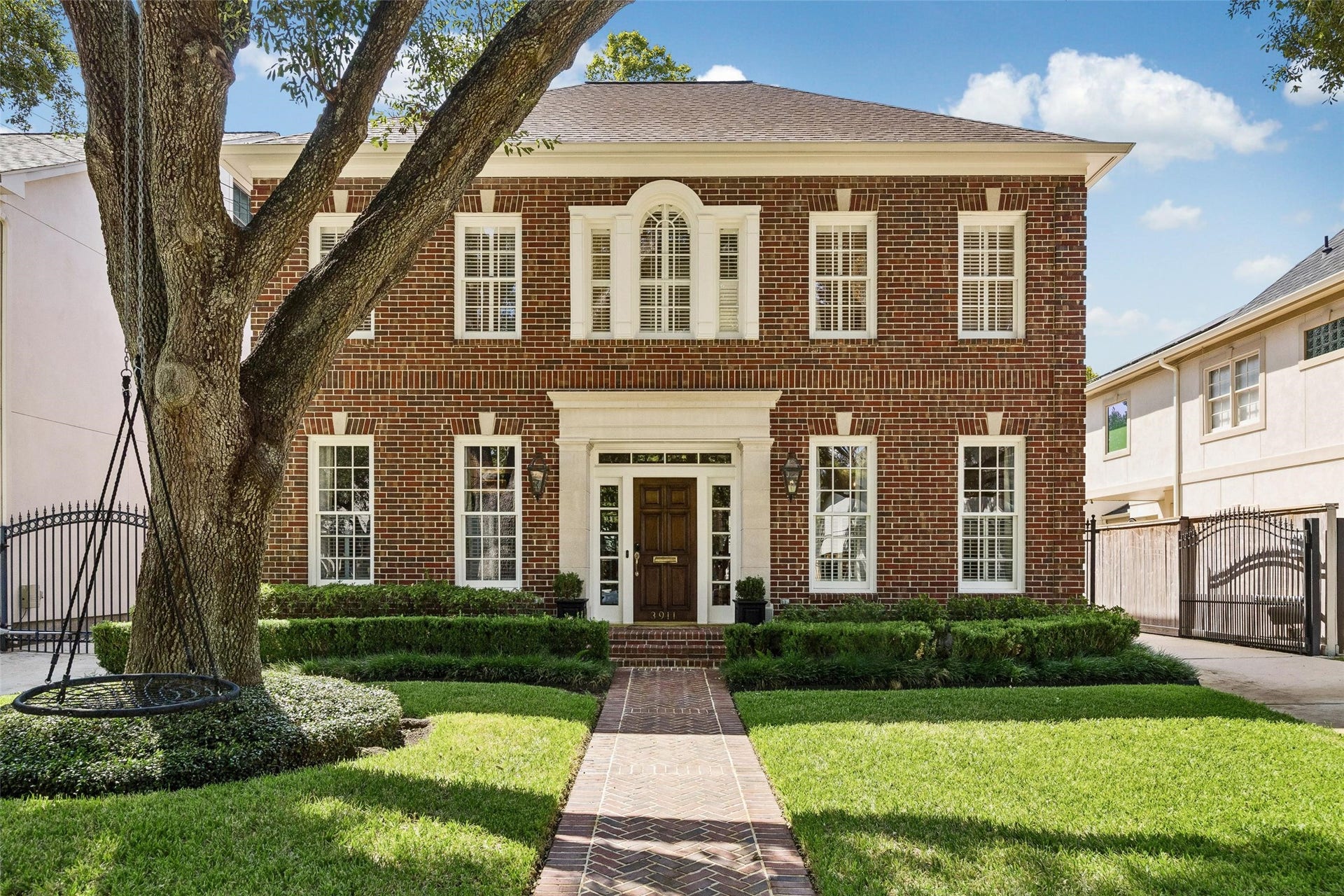3911 Case Street, Houston, TX 77005 3911 Case Street, Houston, TX 77005