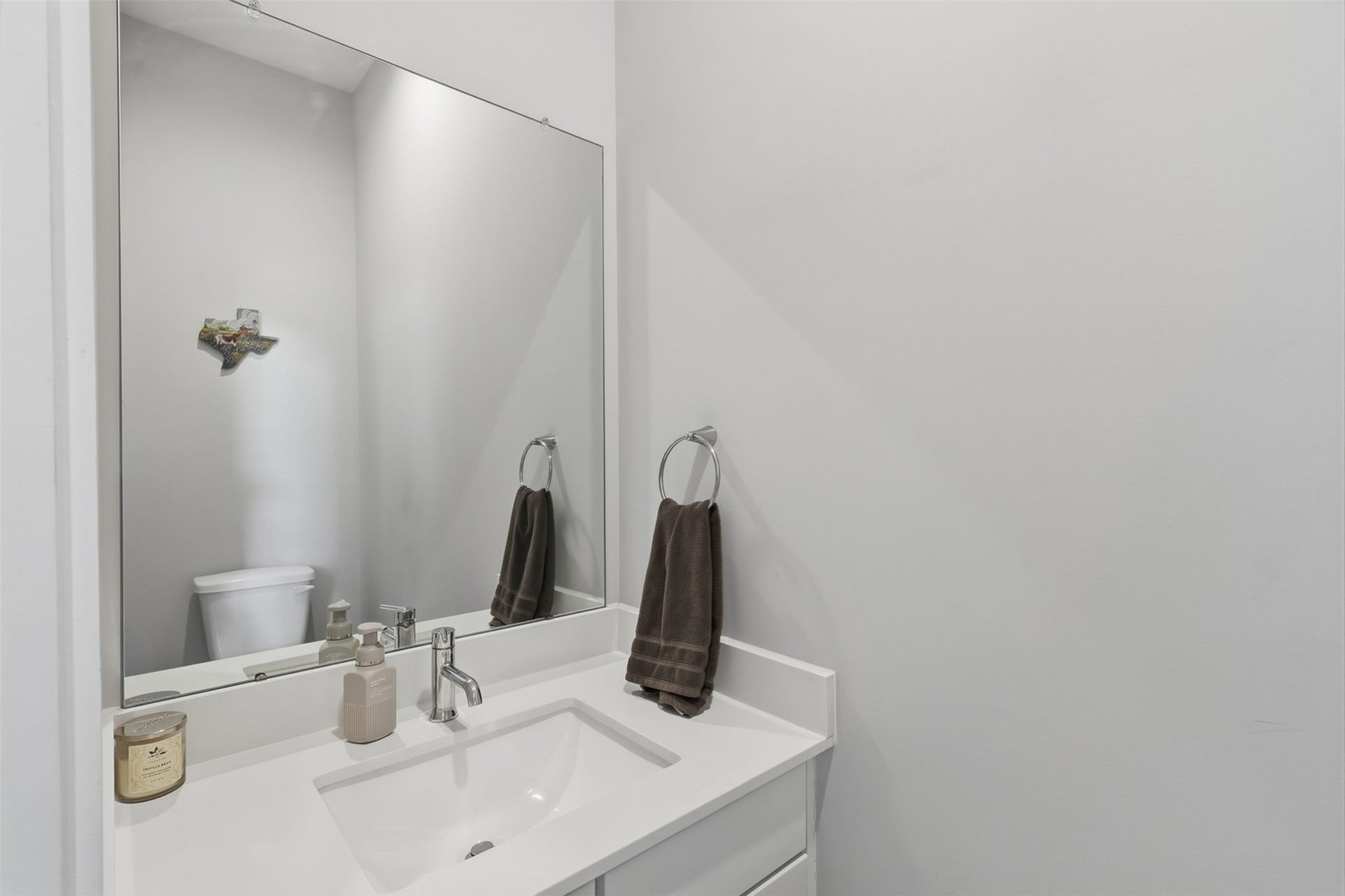 728 W Donovan Street, Houston, TX 77091 728 W Donovan Street, Houston, TX 77091