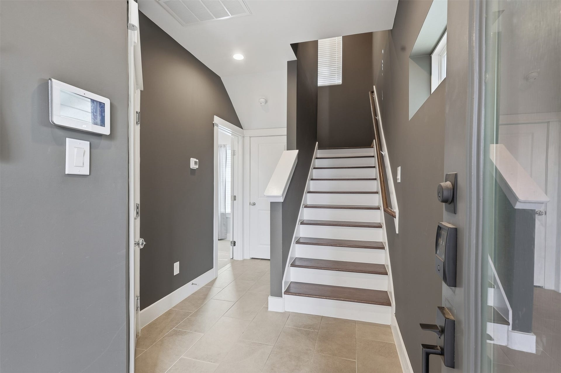 728 W Donovan Street, Houston, TX 77091 728 W Donovan Street, Houston, TX 77091