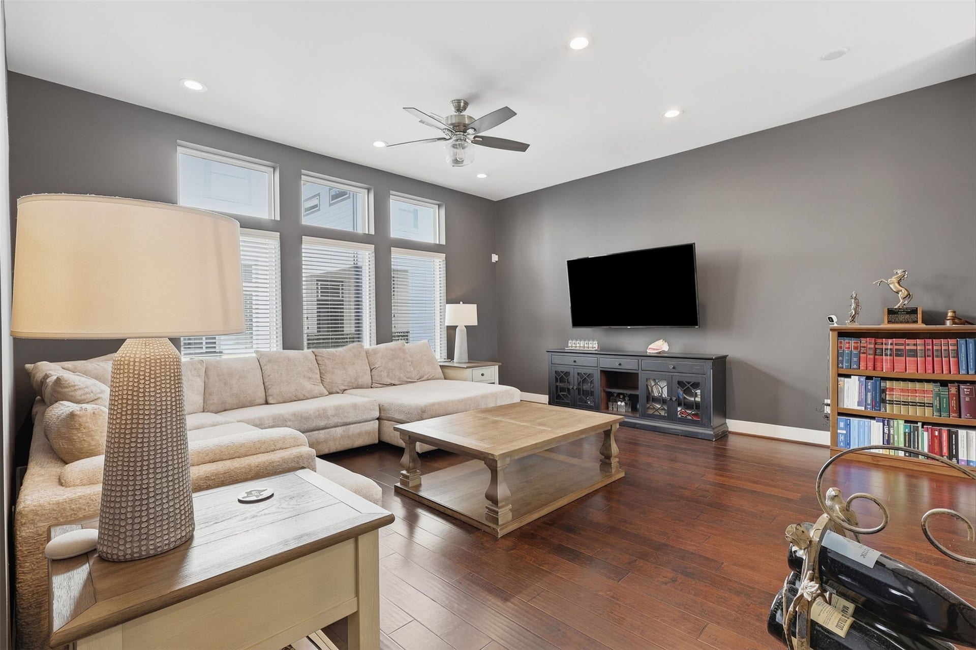 728 W Donovan Street, Houston, TX 77091 728 W Donovan Street, Houston, TX 77091